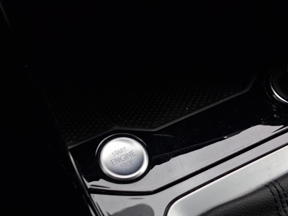 Acheter Volkswagen T-Roc T-Roc 1.5 TSI EVO 150 Start/Stop DSG7 R-Line 5p occasion dans les concessions du Groupe Faurie