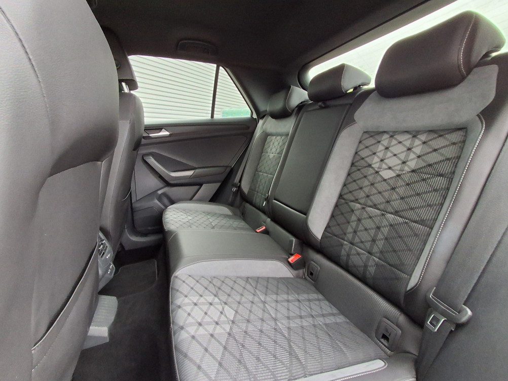 Acheter Volkswagen T-Roc T-Roc 1.5 TSI EVO 150 Start/Stop DSG7 R-Line 5p occasion dans les concessions du Groupe Faurie
