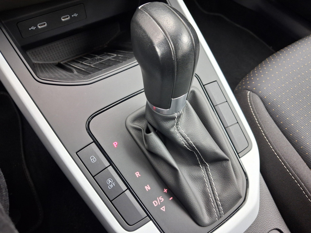 Acheter Seat Arona Arona 1.0 TSI 110 ch Start/Stop DSG7 Style Business 5p occasion dans les concessions du Groupe Faurie