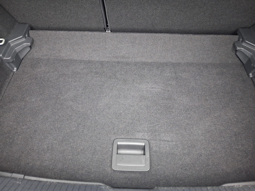 Acheter Volkswagen Polo Polo 1.0 TSI 110 S&S DSG7 R-Line 5p occasion dans les concessions du Groupe Faurie