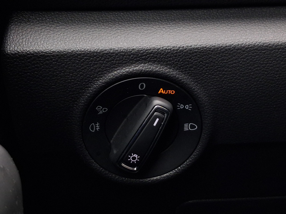 Acheter Volkswagen T-Roc T-Roc 1.5 TSI EVO 150 Start/Stop DSG7 R-Line 5p occasion dans les concessions du Groupe Faurie