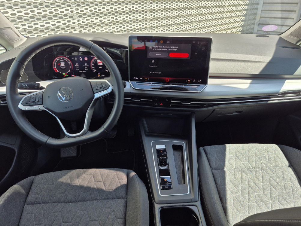 Acheter Volkswagen Golf Golf 1.5 eTSI EVO2 116 DSG7 VW Edition 5p occasion dans les concessions du Groupe Faurie