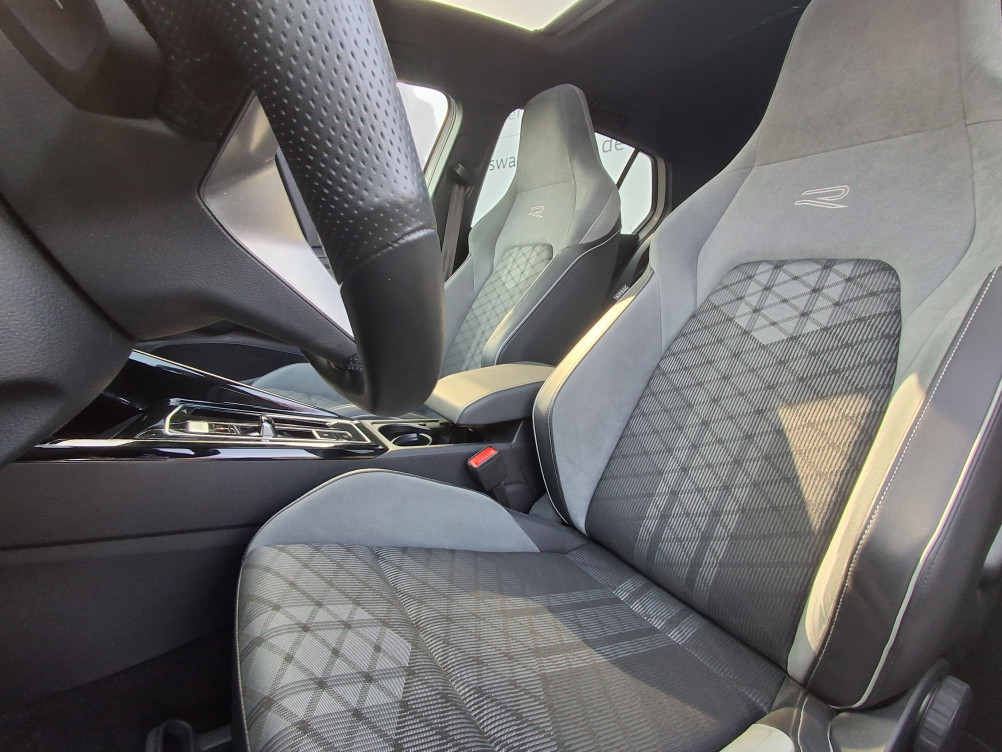 Acheter Volkswagen Golf Golf 1.5 eTSI OPF 150 DSG7 R-Line 5p occasion dans les concessions du Groupe Faurie