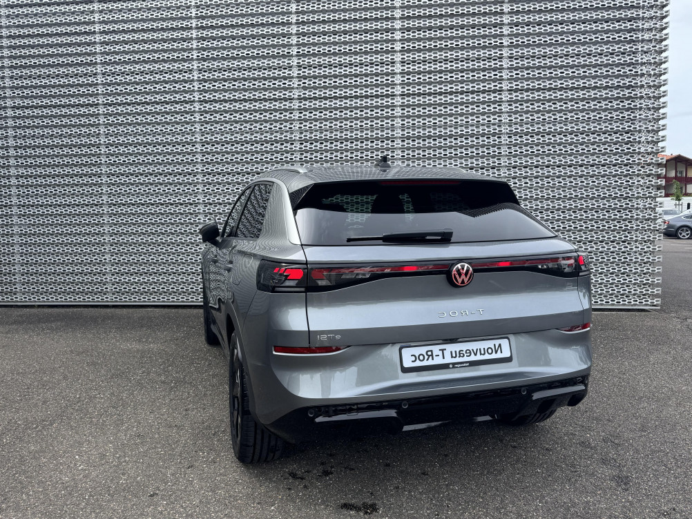 Acheter Volkswagen T-Roc T-Roc 1.5 eTSI EVO2 Hybrid 150 ch DSG7 R-Line 5p neuf dans les concessions du Groupe Faurie