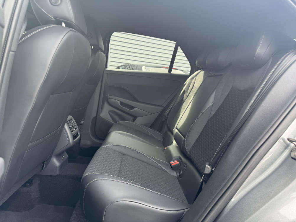 Acheter Volkswagen T-Roc T-Roc 1.5 eTSI EVO2 Hybrid 150 ch DSG7 R-Line 5p neuf dans les concessions du Groupe Faurie