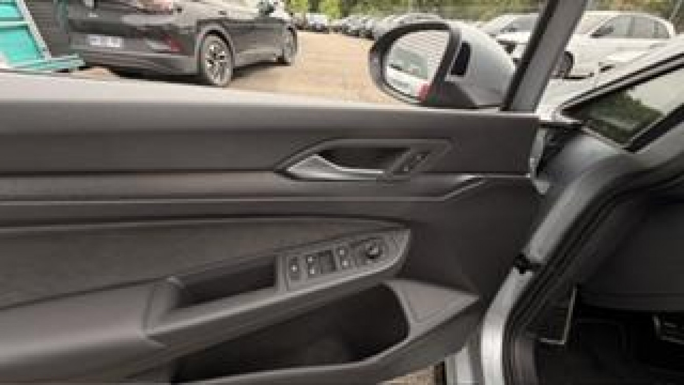 Acheter Volkswagen Golf Golf 1.5 eTSI EVO2 150 DSG7 R-Line Edition 5p neuf dans les concessions du Groupe Faurie