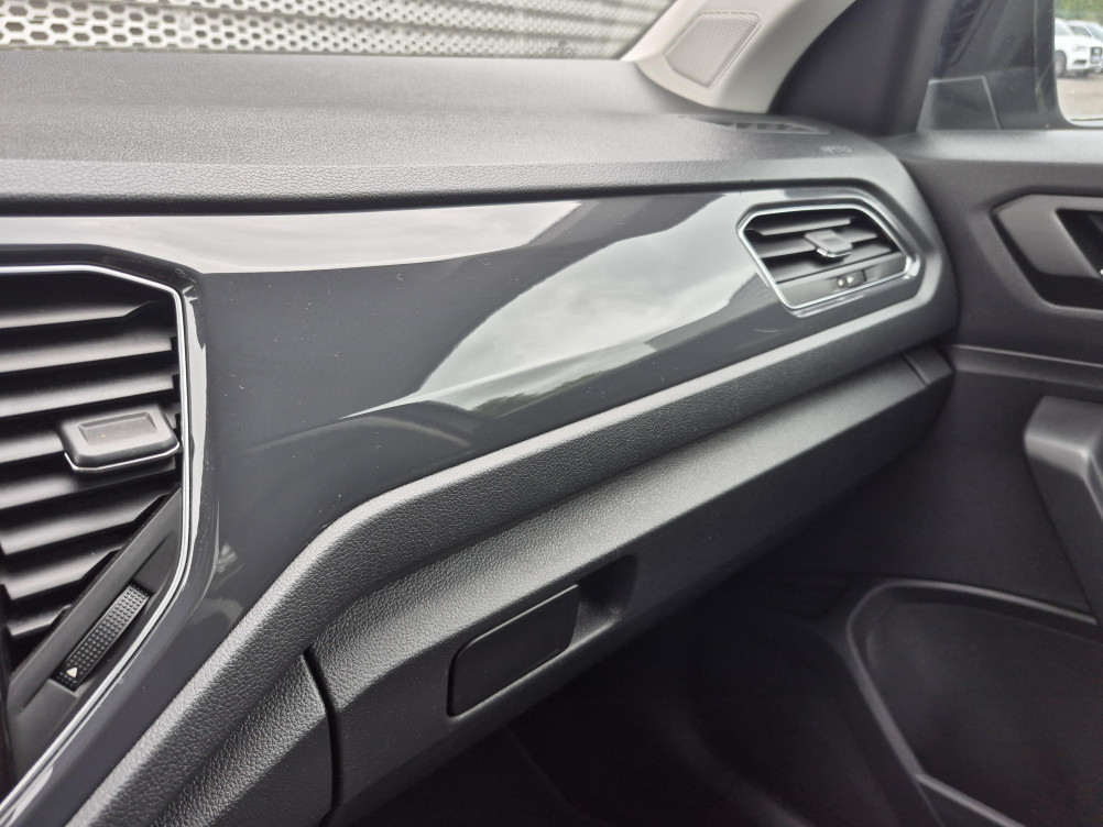 Acheter Volkswagen T-Roc T-Roc 1.5 TSI 150 EVO Start/Stop BVM6 Carat 5p occasion dans les concessions du Groupe Faurie