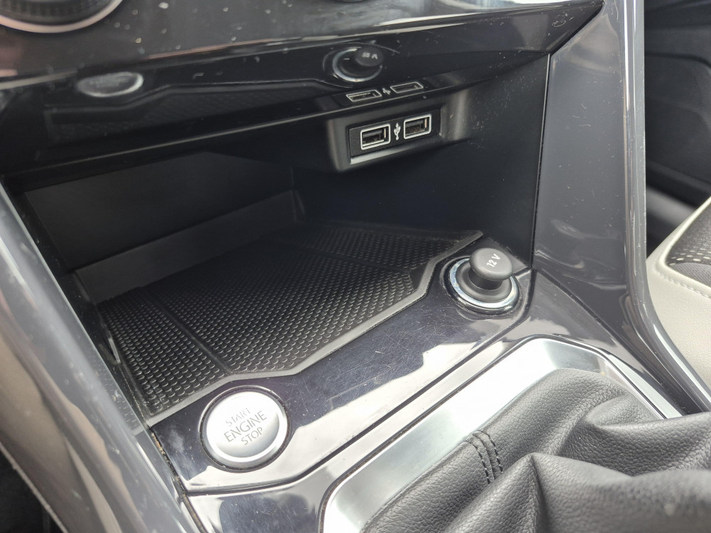 Acheter Volkswagen T-Roc T-Roc 1.5 TSI 150 EVO Start/Stop BVM6 Carat 5p occasion dans les concessions du Groupe Faurie