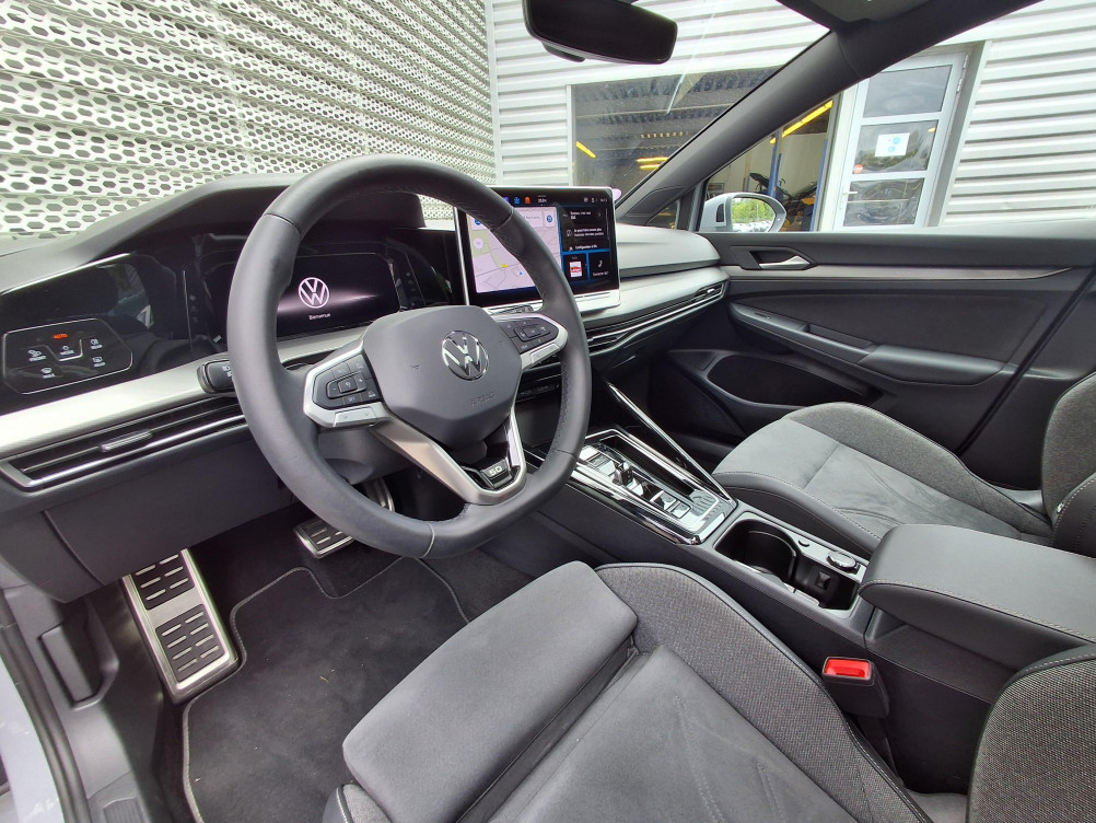 Acheter Volkswagen Golf Golf 1.5 eTSI EVO2 150 DSG7 Edition 50 5p occasion dans les concessions du Groupe Faurie