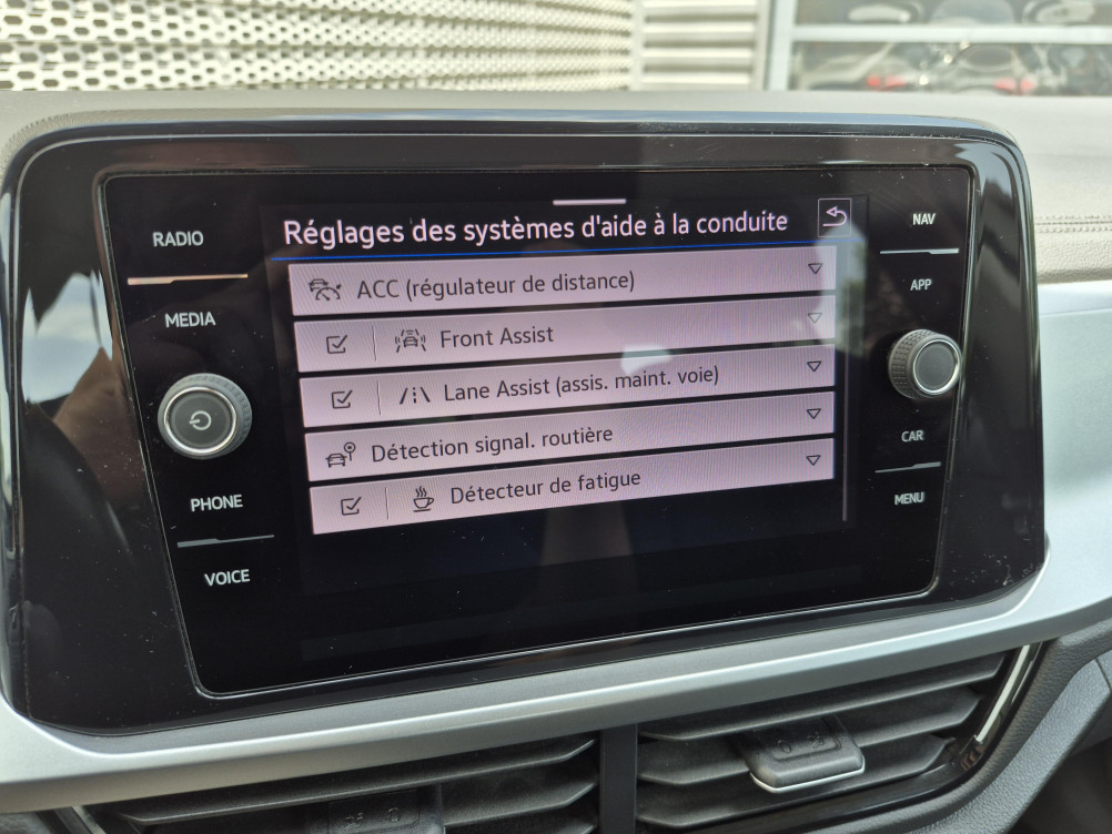 Acheter Volkswagen T-Roc T-Roc 2.0 TDI 150 Start/Stop DSG7 Life Plus 5p occasion dans les concessions du Groupe Faurie