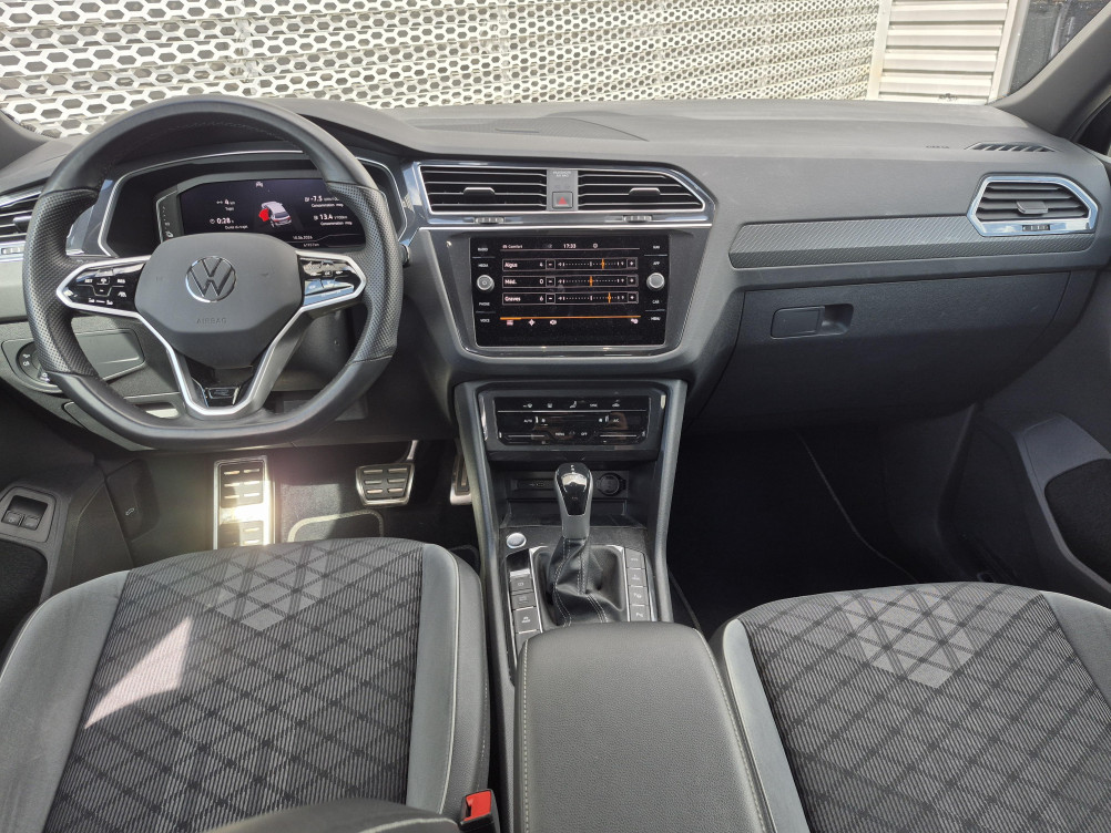 Acheter Volkswagen Tiguan Tiguan 1.4 eHybrid 245ch DSG6 R-Line 5p occasion dans les concessions du Groupe Faurie