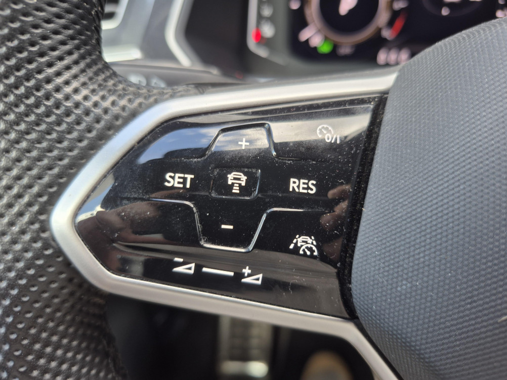 Acheter Volkswagen Tiguan Tiguan 1.4 eHybrid 245ch DSG6 R-Line 5p occasion dans les concessions du Groupe Faurie