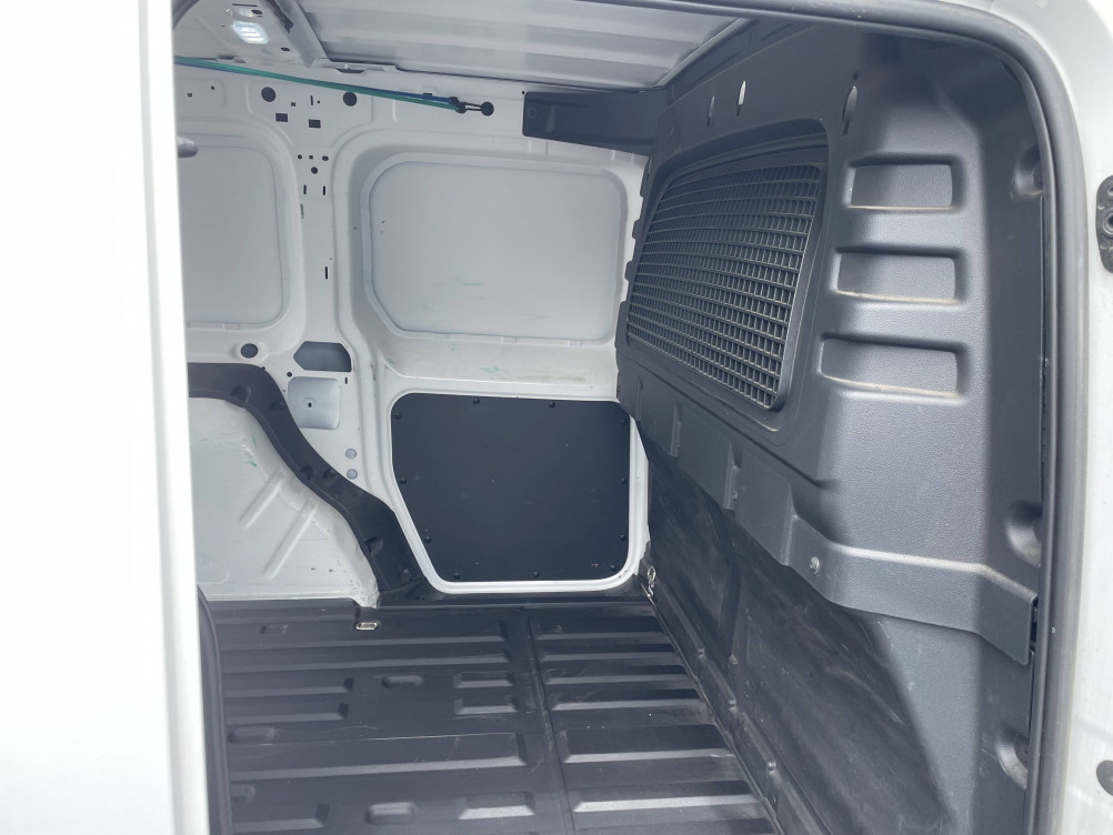 Acheter Volkswagen Caddy CADDY CARGO 2.0 TDI 122 BVM6 BUSINESS PLUS 4p occasion dans les concessions du Groupe Faurie