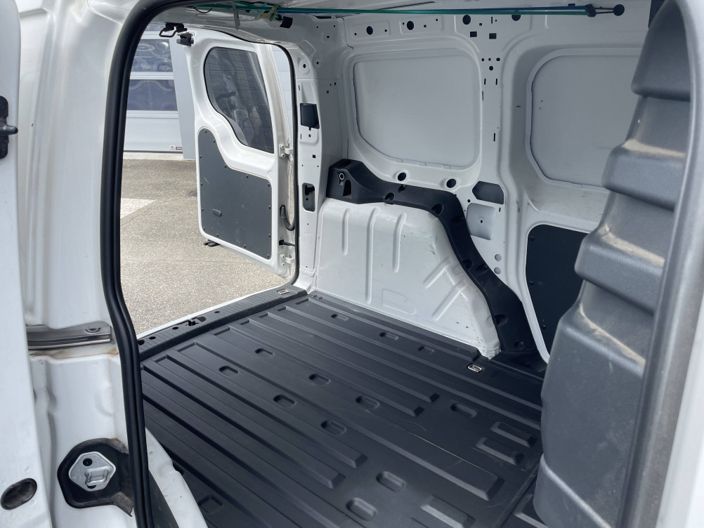 Acheter Volkswagen Caddy CADDY CARGO 2.0 TDI 122 BVM6 BUSINESS PLUS 4p occasion dans les concessions du Groupe Faurie