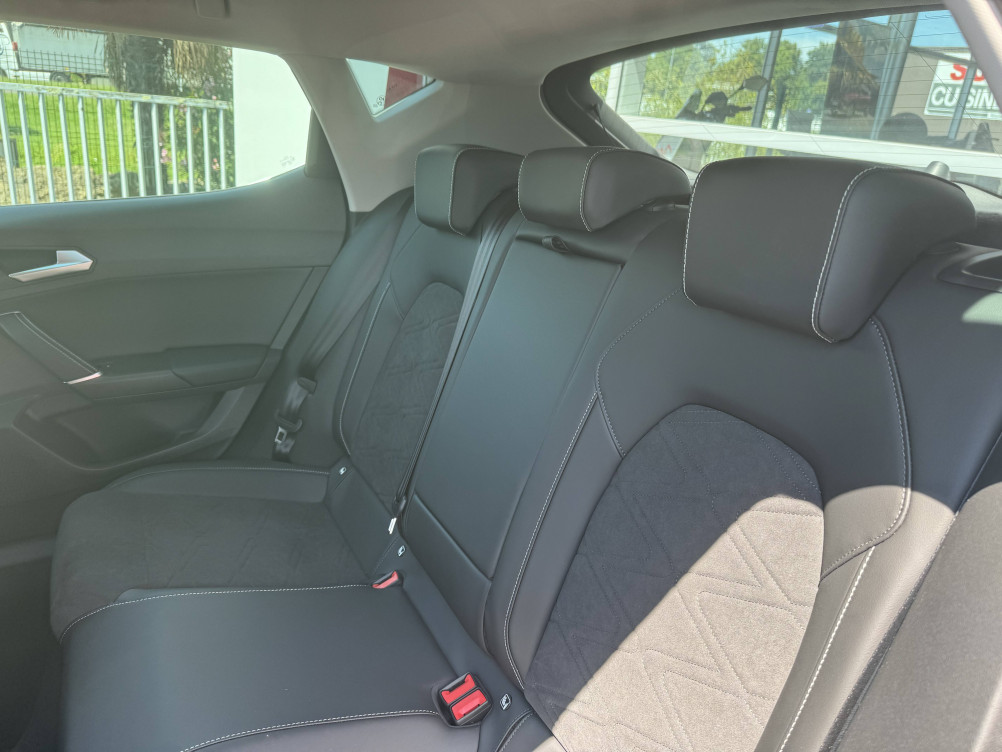 Acheter Seat Leon Leon e-Hybrid 204 ch DSG6 Xcellence 5p neuf dans les concessions du Groupe Faurie