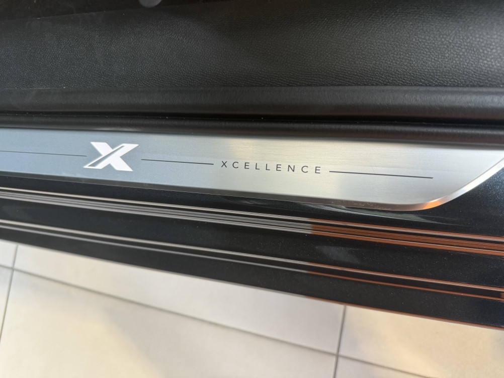 Acheter Seat Leon Leon e-Hybrid 204 ch DSG6 Xcellence 5p neuf dans les concessions du Groupe Faurie