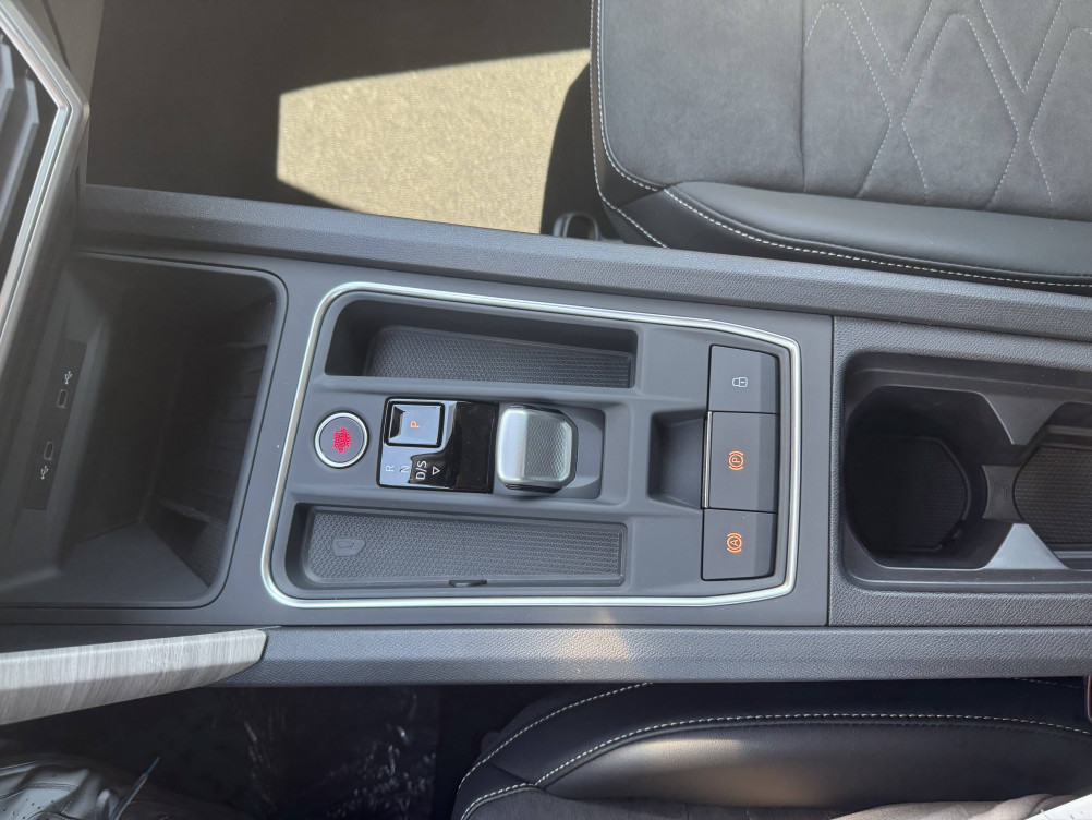 Acheter Seat Leon Leon e-Hybrid 204 ch DSG6 Xcellence 5p neuf dans les concessions du Groupe Faurie