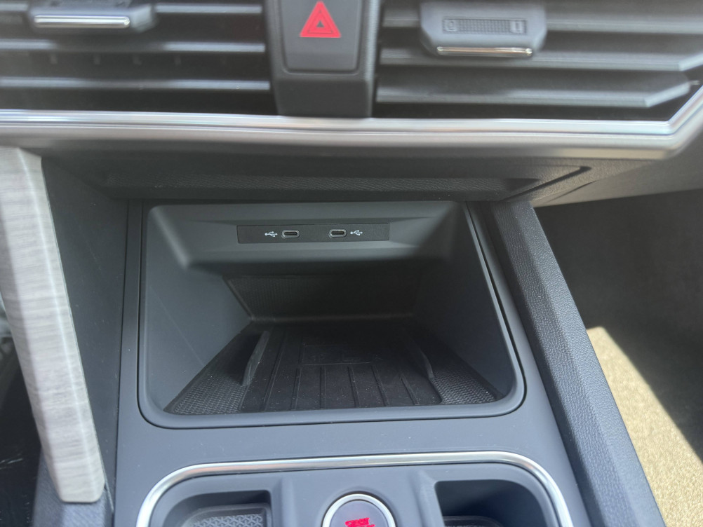 Acheter Seat Leon Leon e-Hybrid 204 ch DSG6 Xcellence 5p neuf dans les concessions du Groupe Faurie