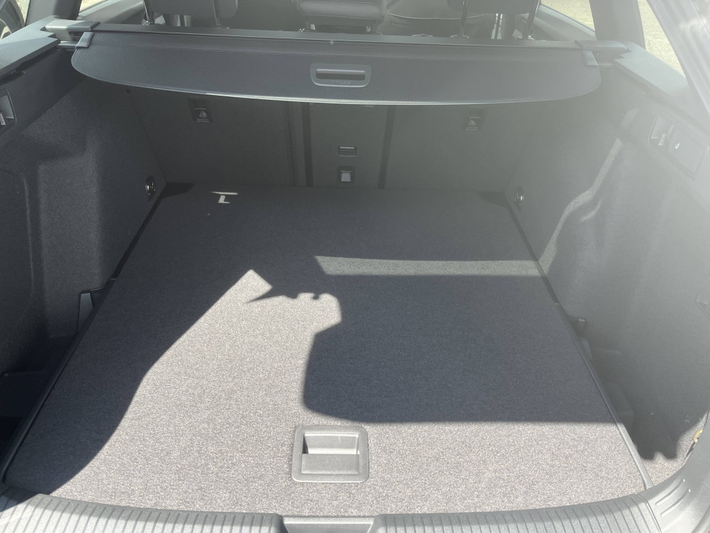 Acheter Volkswagen Golf Golf SW 1.5 eTSI EVO2 150 DSG7 R-Line 5p neuf dans les concessions du Groupe Faurie
