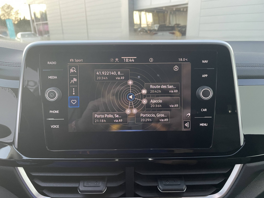 Acheter Volkswagen T-Roc T-Roc 1.5 TSI EVO2 150 Start/Stop DSG7 R-Line 5p occasion dans les concessions du Groupe Faurie