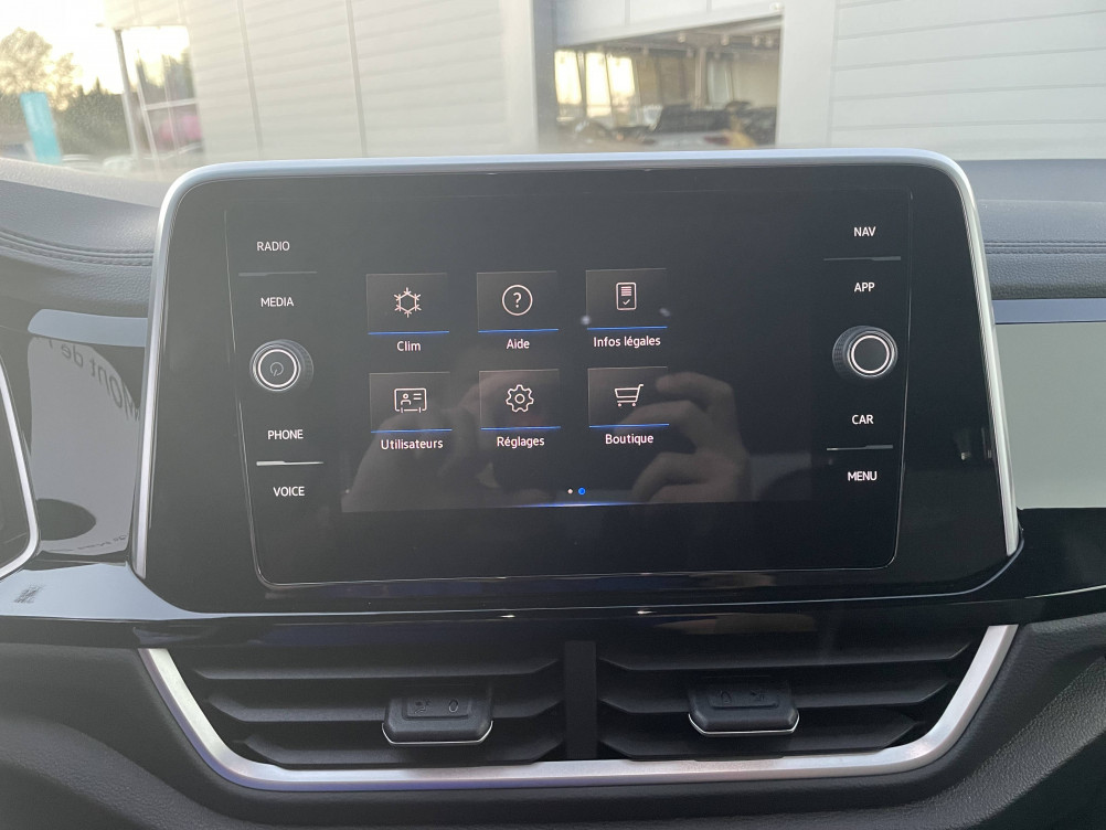 Acheter Volkswagen T-Roc T-Roc 1.5 TSI EVO2 150 Start/Stop DSG7 R-Line 5p occasion dans les concessions du Groupe Faurie