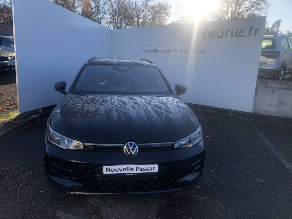 Acheter Volkswagen Passat Passat 1.5 eHybrid 272 DSG6 R-Line 5p neuf dans les concessions du Groupe Faurie