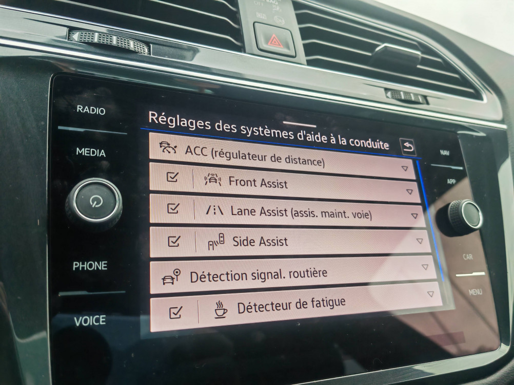 Acheter Volkswagen Tiguan Tiguan 2.0 TDI 150ch DSG7 R-Line 5p occasion dans les concessions du Groupe Faurie