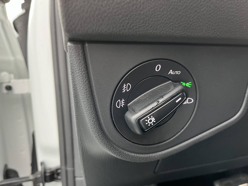 Acheter Volkswagen Polo Polo 1.0 TSI 95 S&S DSG7 R-Line 5p occasion dans les concessions du Groupe Faurie