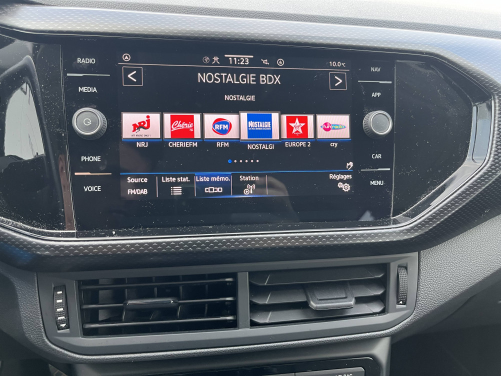 Acheter Volkswagen T-Cross T-Cross 1.0 TSI 95 Start/Stop BVM5 Life Tech 5p occasion dans les concessions du Groupe Faurie