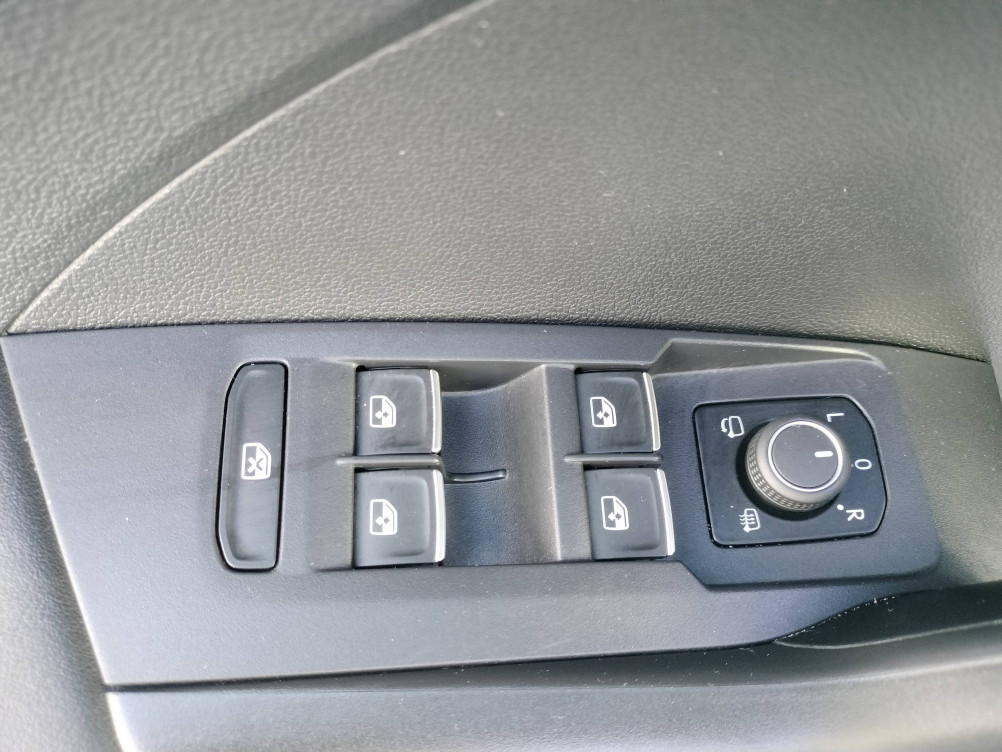 Acheter Volkswagen T-Cross T-Cross 1.0 TSI 110 Start/Stop BVM6 Style 5p occasion dans les concessions du Groupe Faurie