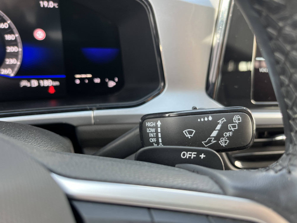 Acheter Volkswagen T-Roc T-Roc 2.0 TDI 150 Start/Stop DSG7 Life Business 5p occasion dans les concessions du Groupe Faurie