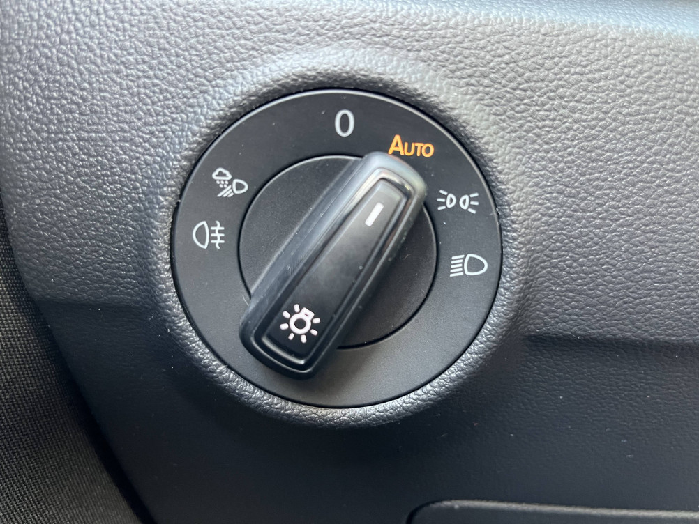 Acheter Volkswagen T-Roc T-Roc 2.0 TDI 150 Start/Stop DSG7 Life Business 5p occasion dans les concessions du Groupe Faurie