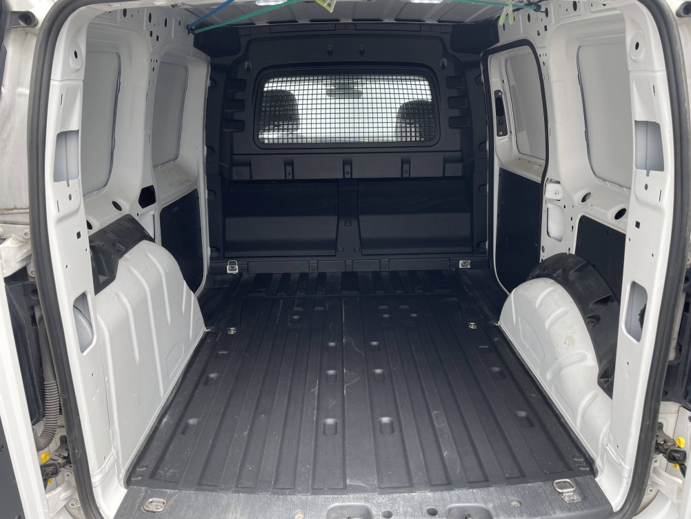 Acheter Volkswagen Caddy CADDY CARGO 2.0 TDI 122 BVM6 BUSINESS PLUS 4p occasion dans les concessions du Groupe Faurie