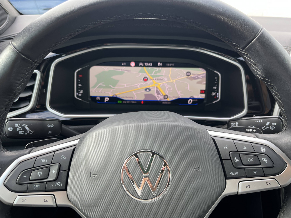 Acheter Volkswagen T-Roc T-Roc Cabriolet 1.5 TSI EVO 150 Start/Stop DSG7 R-Line 2p occasion dans les concessions du Groupe Faurie
