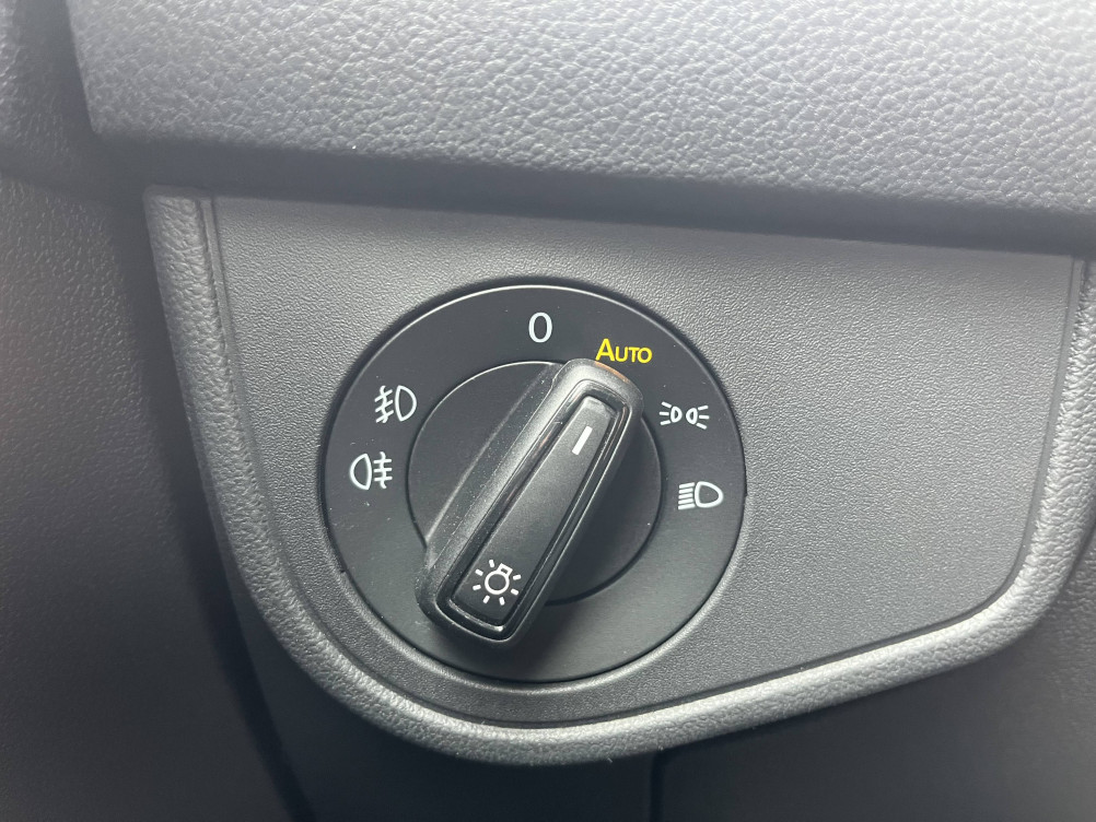 Acheter Volkswagen Taigo Taigo 1.0 TSI 110 DSG7 R-Line 5p occasion dans les concessions du Groupe Faurie