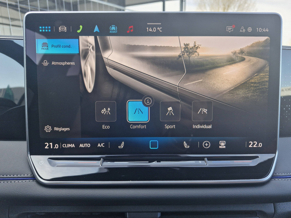 Acheter Volkswagen Tiguan Tiguan 2.0 TDI 150ch DSG7 R-Line 5p neuf dans les concessions du Groupe Faurie