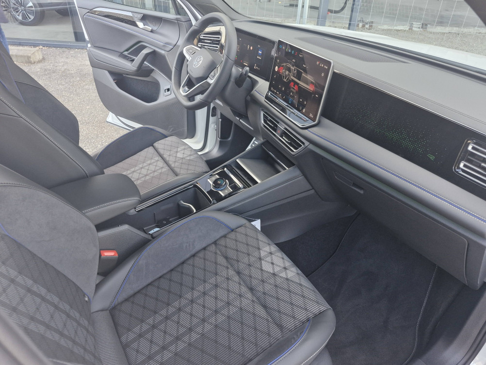 Acheter Volkswagen Tiguan Tiguan 2.0 TDI 150ch DSG7 R-Line 5p neuf dans les concessions du Groupe Faurie