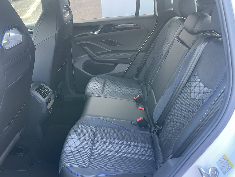 Acheter Volkswagen Tiguan Tiguan 2.0 TDI 150ch DSG7 R-Line 5p neuf dans les concessions du Groupe Faurie