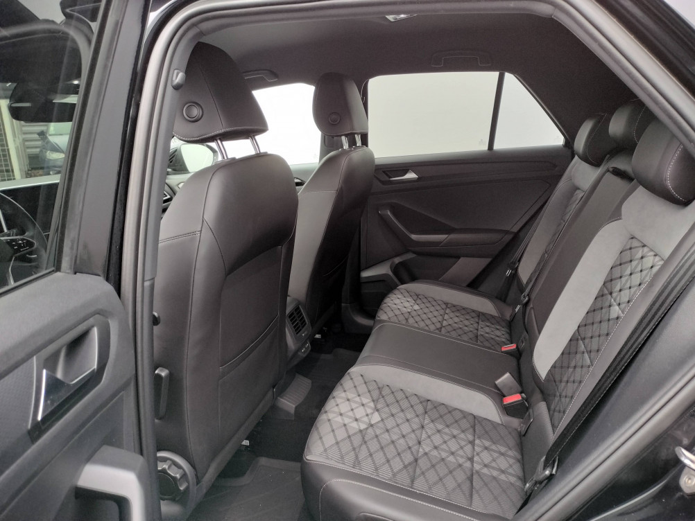 Acheter Volkswagen T-Roc T-Roc 1.5 TSI EVO 150 Start/Stop DSG7 R-Line 5p occasion dans les concessions du Groupe Faurie