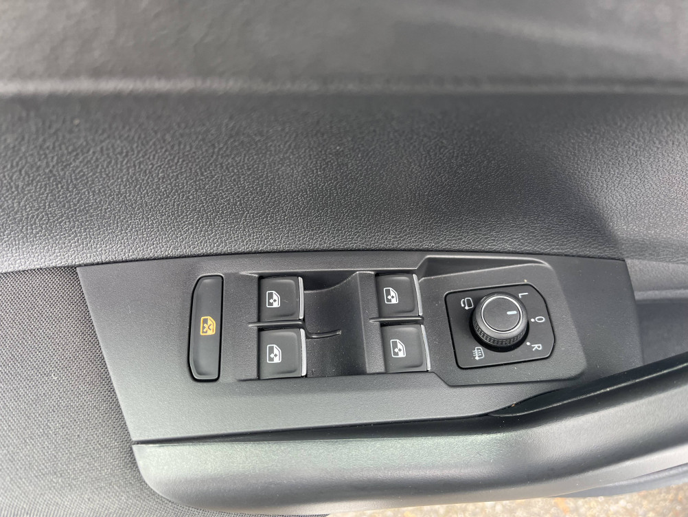 Acheter Volkswagen Polo Polo 1.0 TSI 95 S&S BVM5 R-Line 5p occasion dans les concessions du Groupe Faurie
