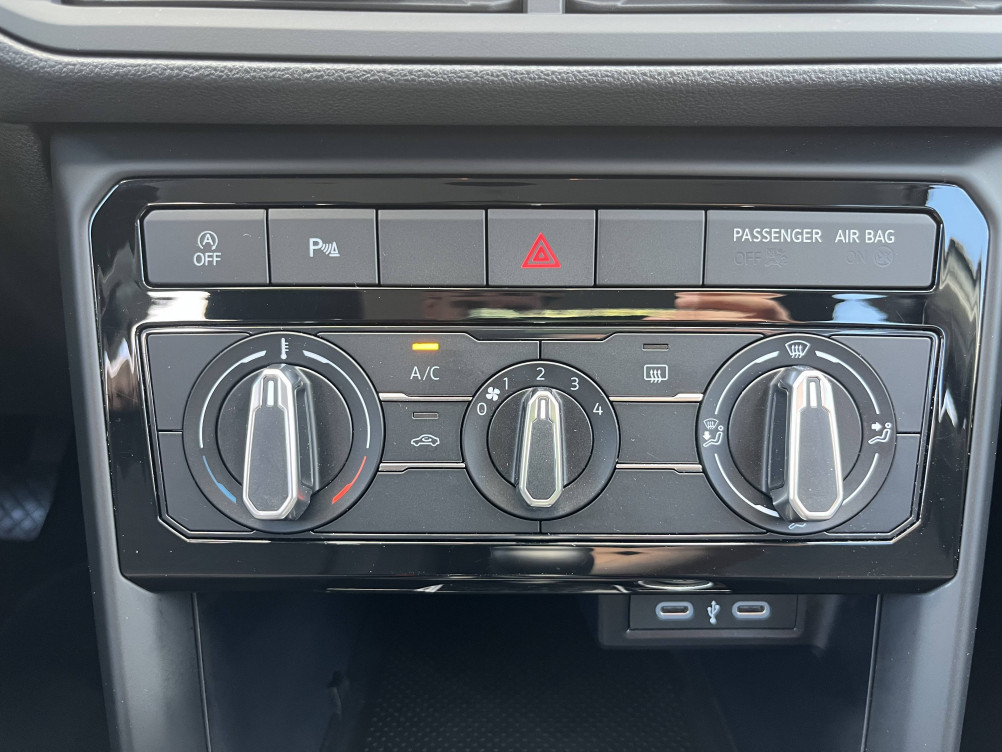 Acheter Volkswagen T-Cross T-Cross 1.0 TSI 95 Start/Stop BVM5 Life Plus 5p occasion dans les concessions du Groupe Faurie