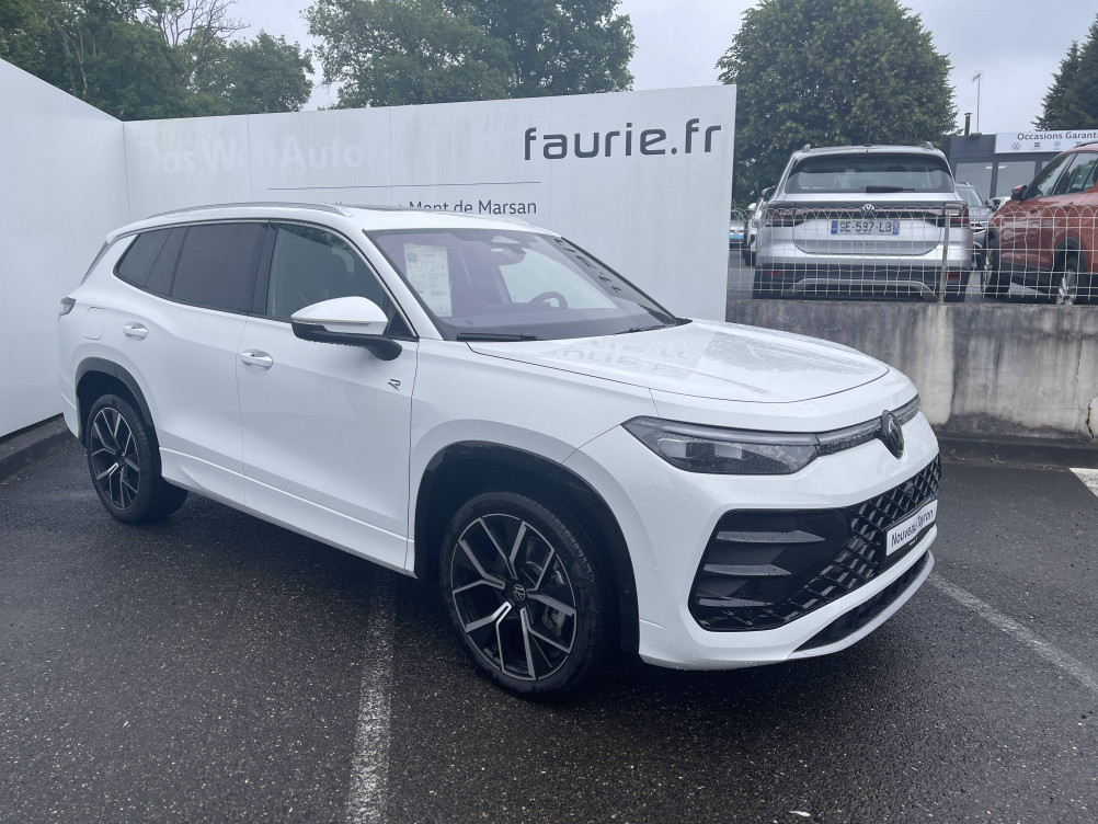 Acheter Volkswagen Tayron Tayron 1.5 eHybrid 204ch DSG6 5pl R-Line Edition 5p neuf dans les concessions du Groupe Faurie