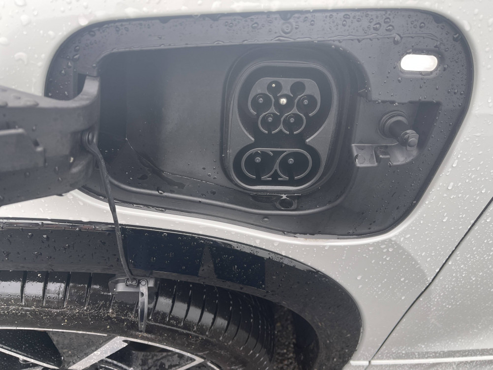 Acheter Volkswagen Tayron Tayron 1.5 eHybrid 204ch DSG6 5pl R-Line Edition 5p neuf dans les concessions du Groupe Faurie