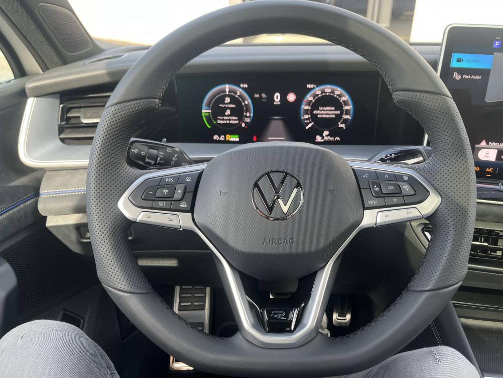 Acheter Volkswagen Tayron Tayron 1.5 eHybrid 204ch DSG6 5pl R-Line Edition 5p neuf dans les concessions du Groupe Faurie