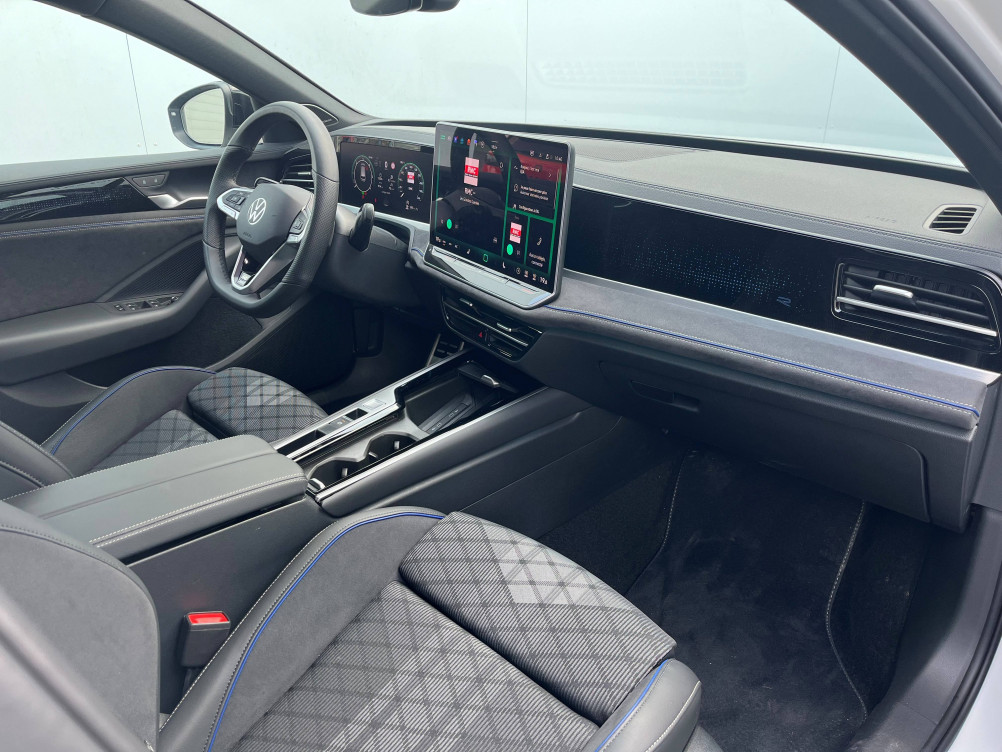 Acheter Volkswagen Passat Passat 2.0 TDI EVO SCR 150 DSG7 R-Line 5p neuf dans les concessions du Groupe Faurie