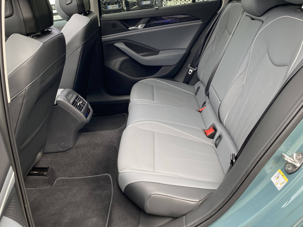 Acheter Volkswagen Passat Passat 1.5 eTSI OPF 150 DSG7 Elegance 5p neuf dans les concessions du Groupe Faurie