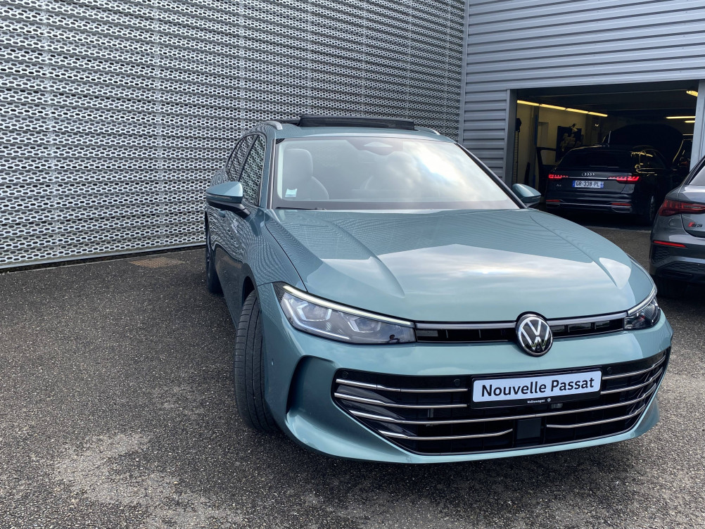 Acheter Volkswagen Passat Passat 1.5 eTSI OPF 150 DSG7 Elegance 5p neuf dans les concessions du Groupe Faurie