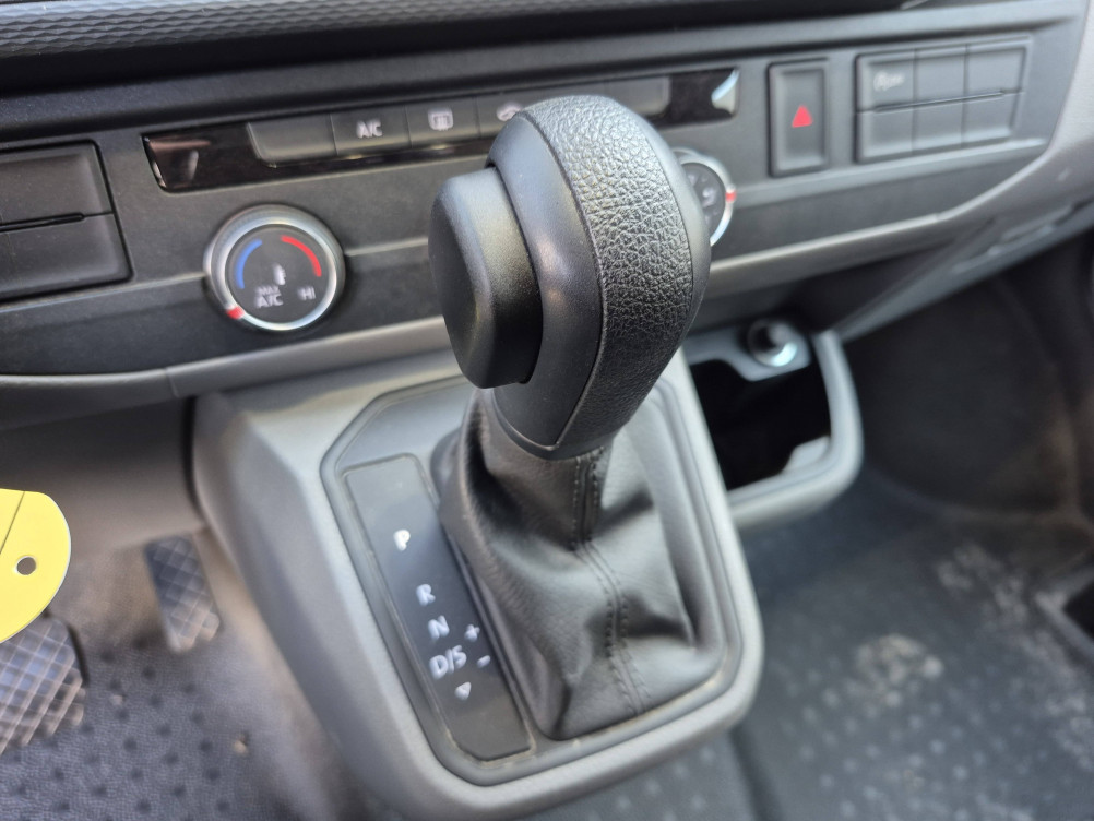 Acheter Volkswagen Transporter Fourgon T6 TRANSPORTER 6.1 VAN L1H1 2.0 TDI 150 DSG7 4MOTION BUSINESS LINE 4p occasion dans les concessions du Groupe Faurie