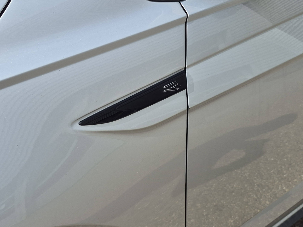 Acheter Volkswagen Polo Polo 1.0 TSI 110 S&S DSG7 R-Line 5p occasion dans les concessions du Groupe Faurie