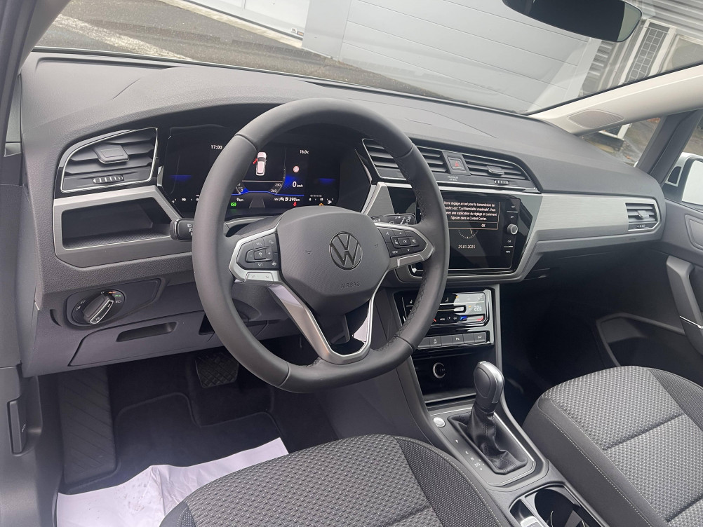 Acheter Volkswagen Touran Touran 2.0 TDI 150 DSG7 7pl VW Edition 5p neuf dans les concessions du Groupe Faurie